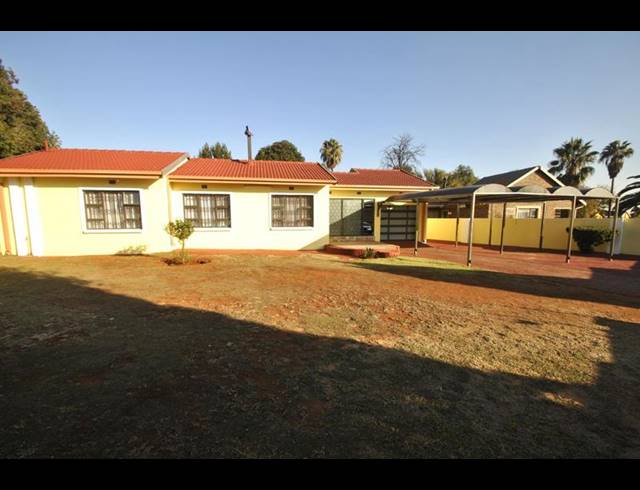 3 BEDROOM HOUSE FOR SALE IN DAWN PARK